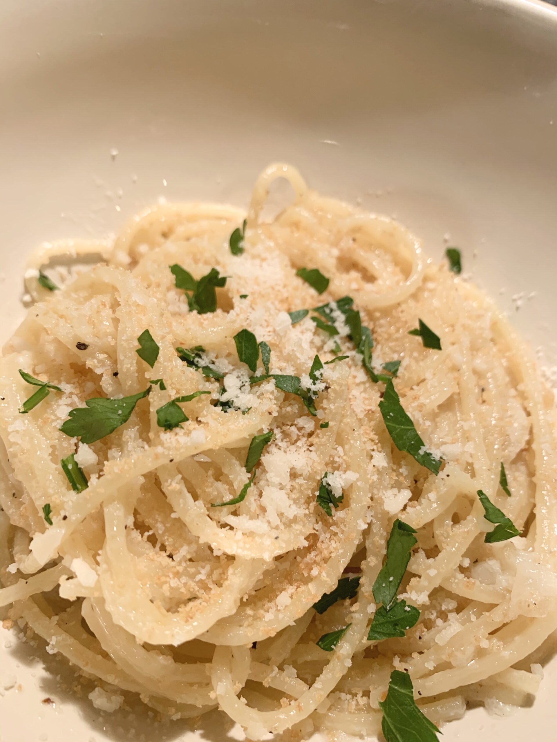 Garlicky Pasta with Toasted Breadcrumbs in a bowl