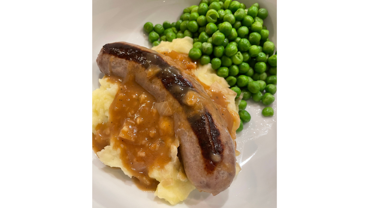 bangers & mash with peas